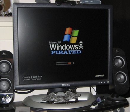 pirateswindows3_74145.jpg